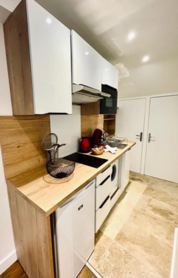 Ben Nevis Charming Studio In The Heart Of The Lively Life Of The Pre Carre Apartment Annecy Exterior photo